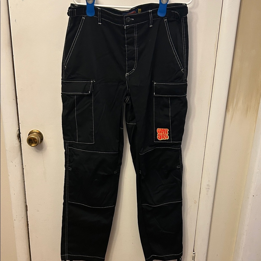 EMPYRE Black Cargo Pants White Stitching Loose Fit Size 32/30 Like New